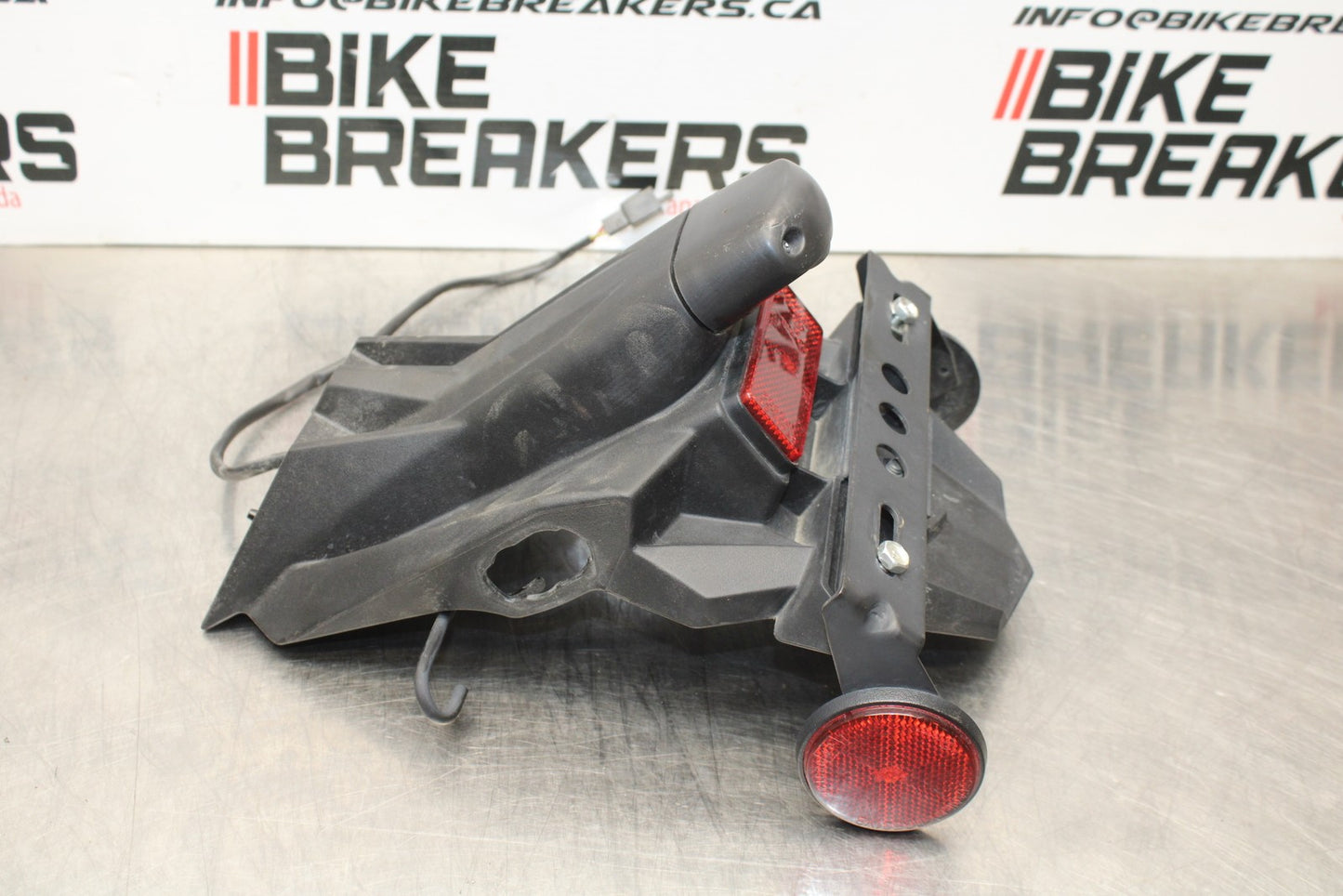 13-17 KAWASAKI NINJA 300 EX300 ABS REAR BACK FENDER MUD GUARD BB187