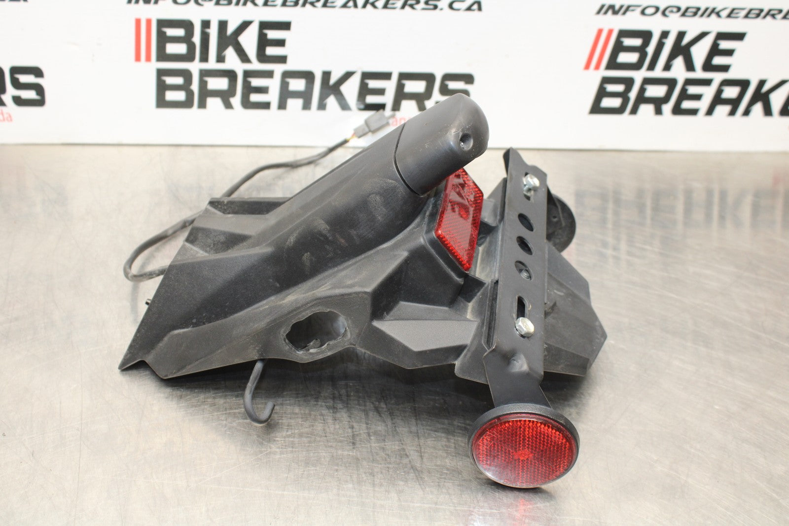 13-17 KAWASAKI NINJA 300 EX300 ABS REAR BACK FENDER MUD GUARD BB187