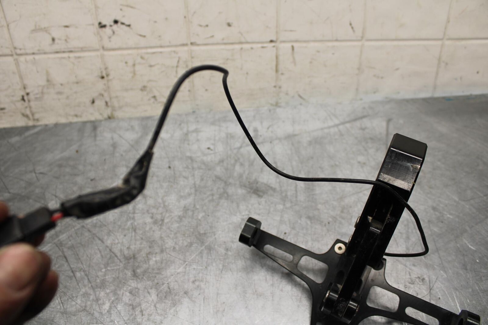 15-17 KAWASAKI EX 650 NINJA ABS FENDER ELIMINATOR LICENSE PLATE BRACKET  BB494