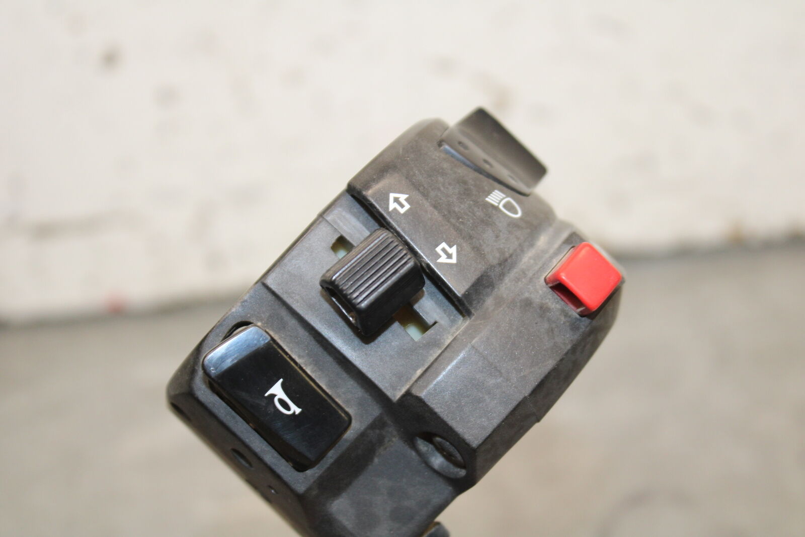 08-10 SUZUKI GSXR 600 LEFT CLIP ON HANDLE HORN SIGNALS SWITCH SWITCHES  BB721