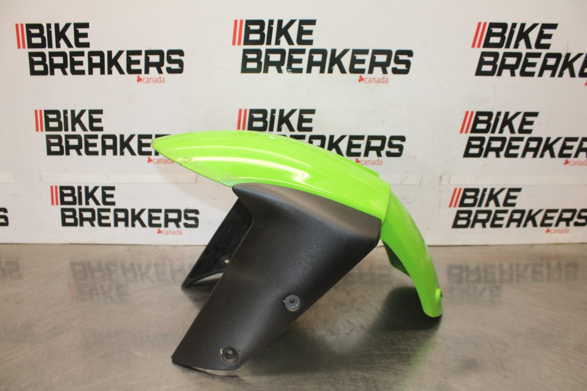 04-05 KAWASAKI NINJA ZX10R FRONT WHEEL FENDER COWL FAIRING BB931