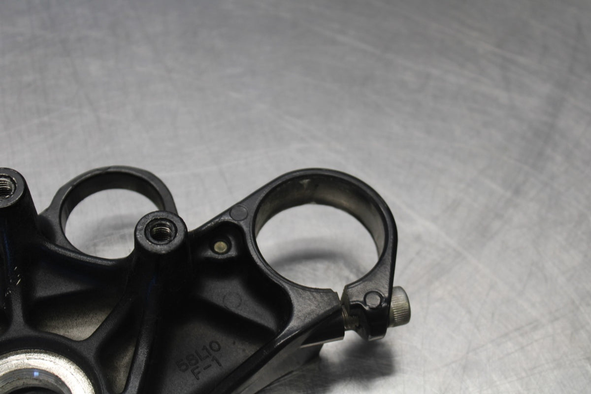 03-04 YAMAHA YZF R6 FORKS UPPER TRIPLE TREE CLAMP BB890