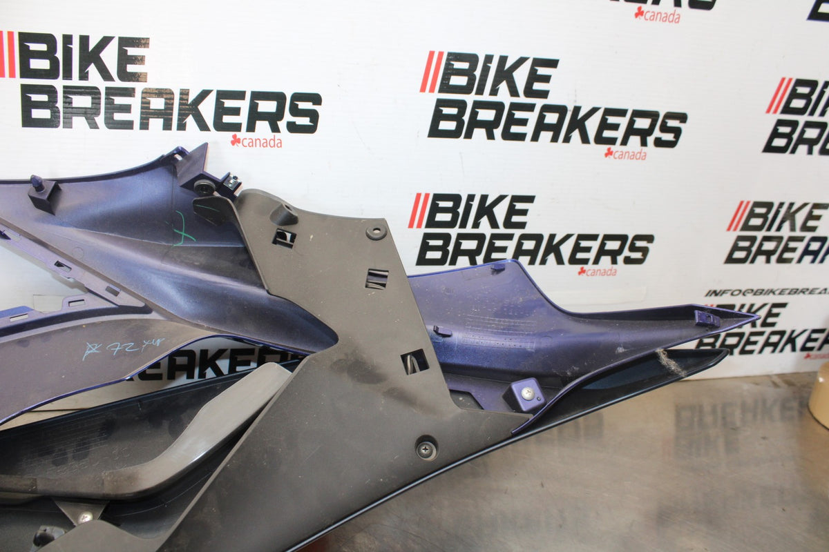 23 YAMAHA YZF R3 LEFT LOWER MID UPPER SIDE FAIRING COWL BB003