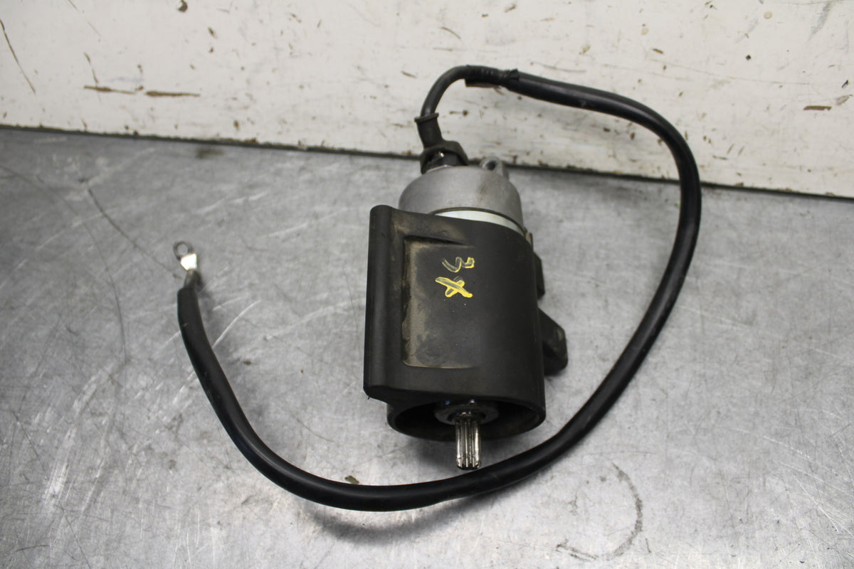 22-24 YAMAHA XSR900 ENGINE STARTING STARTER MOTOR -DC 12V BB683