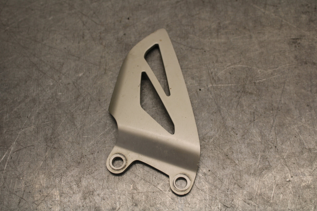 09-11 TRIUMPH DAYTONA 675 RIGHT REARSET REAR SET HEEL GUARD COVER BB652