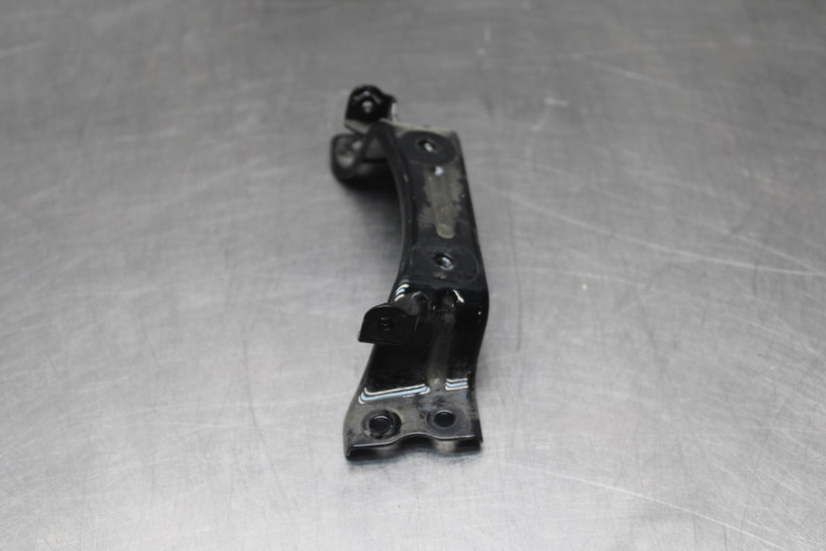 18-26 KAWASAKI Z400 GAS TANK FUEL CELL PETROL RESERVOIR BRACKET MOUNT BB852