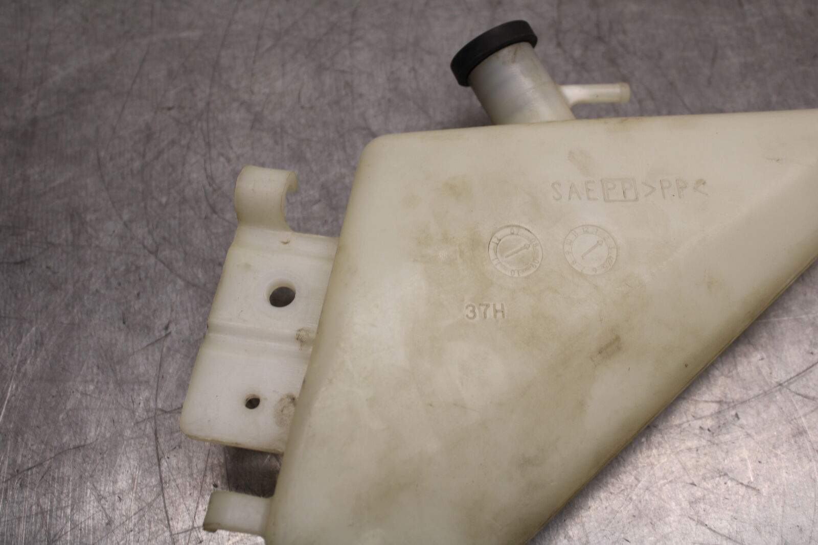 08-10 SUZUKI GSXR750 COOLANT WATER TANK RESERVOIR BOTTLE BB113
