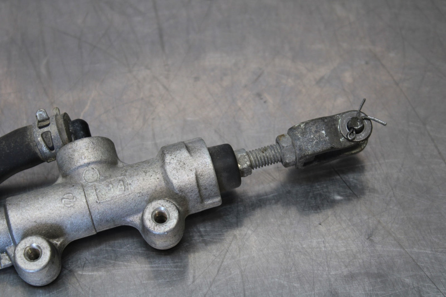 06-07 SUZUKI GSXR 600 REAR BACK BRAKE MASTER CYLINDER W RESERVOIR BB170