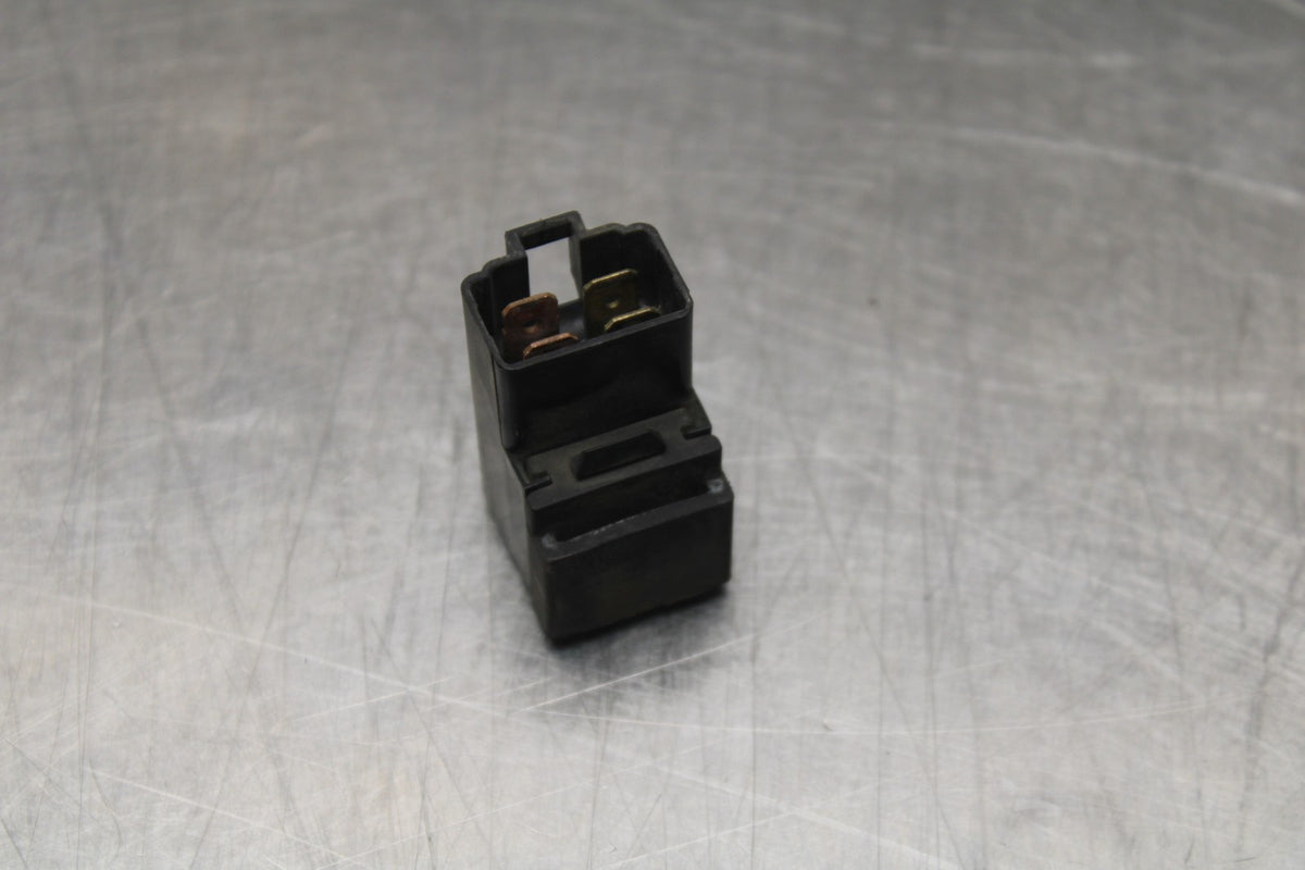 2006 Suzuki Boulevard C90 FUELPUMP RELAY SWITCH BB849