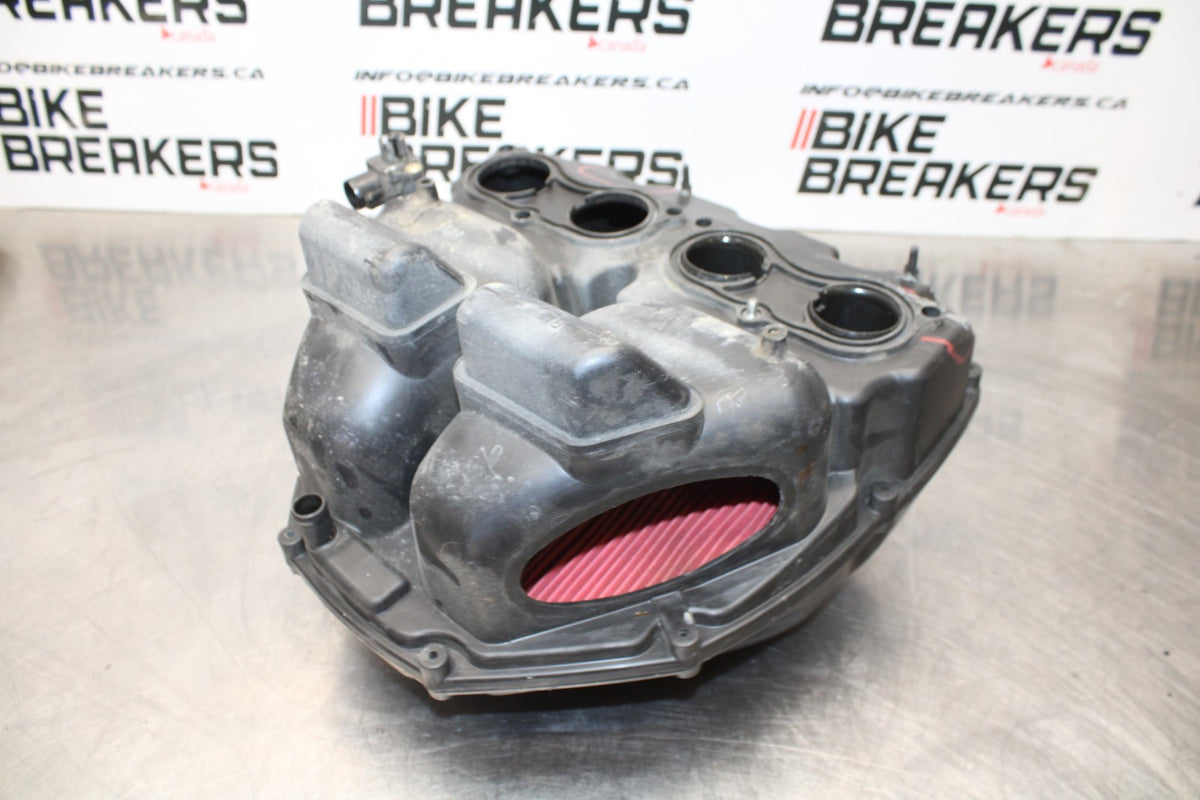 01-06 HONDA CBR600F4I AIRBOX AIR INTAKE FILTER BOX BB185