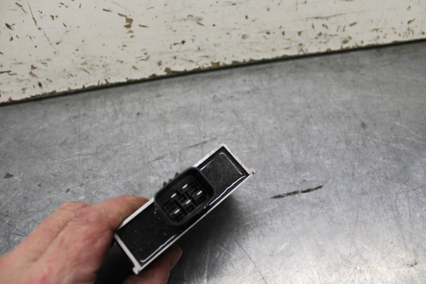 24 KAWASAKI NINJA 500 ABS RECTIFIER VOLTAGE REGULATOR BB744