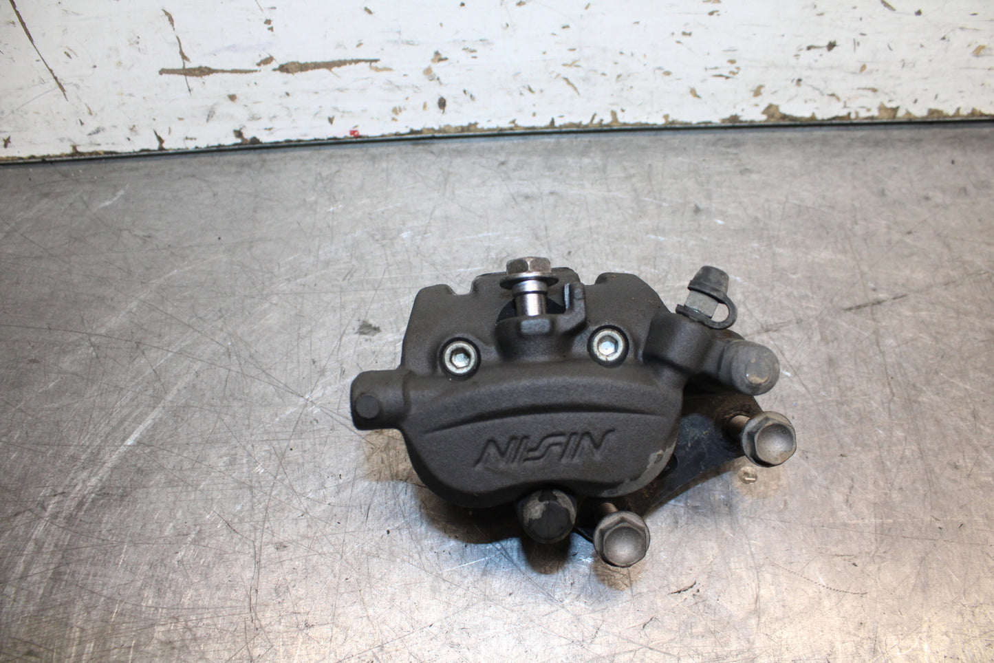 24 KAWASAKI NINJA 500 ABS RIGHT FRONT BRAKE CALIPER BB744