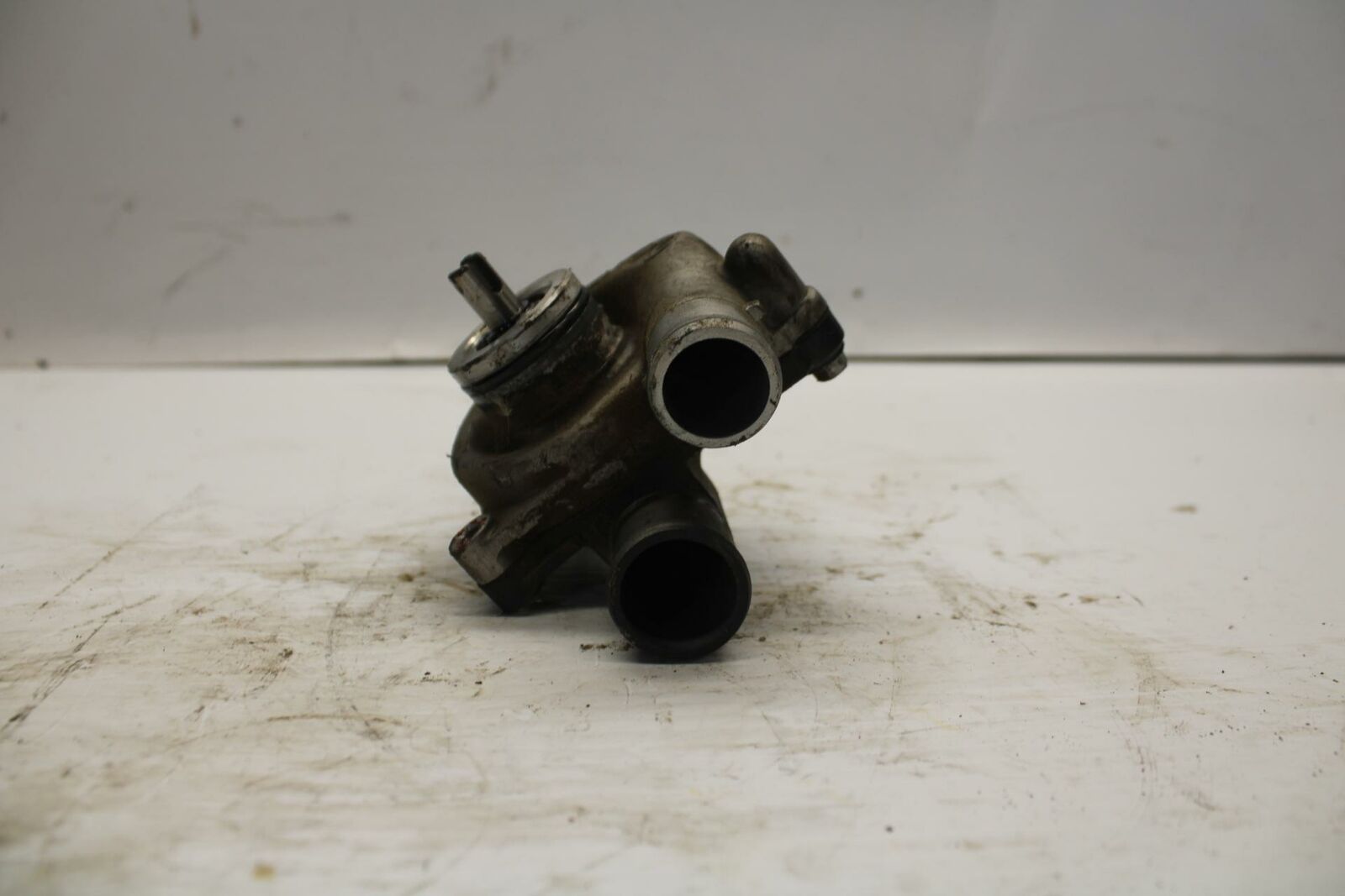 08-16 YAMAHA YZF R6 ENGINE WATER COOLANT PUMP  2C0-12420-00-00 BB273