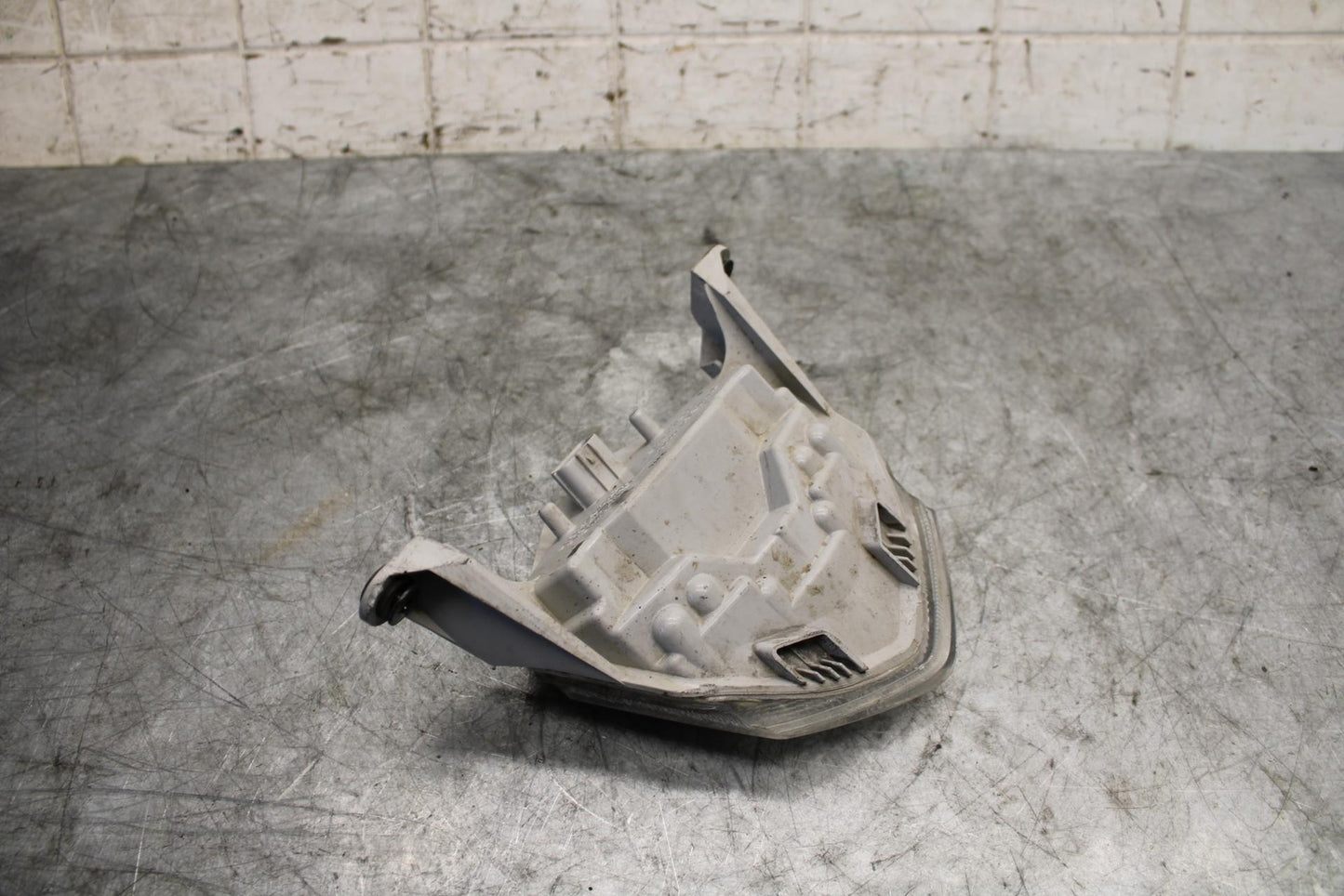 09-12 KAWASAKI NINJA ZX6R ZX600R REAR TAIL TAILLIGHT BACK BRAKE LIGHT BB544