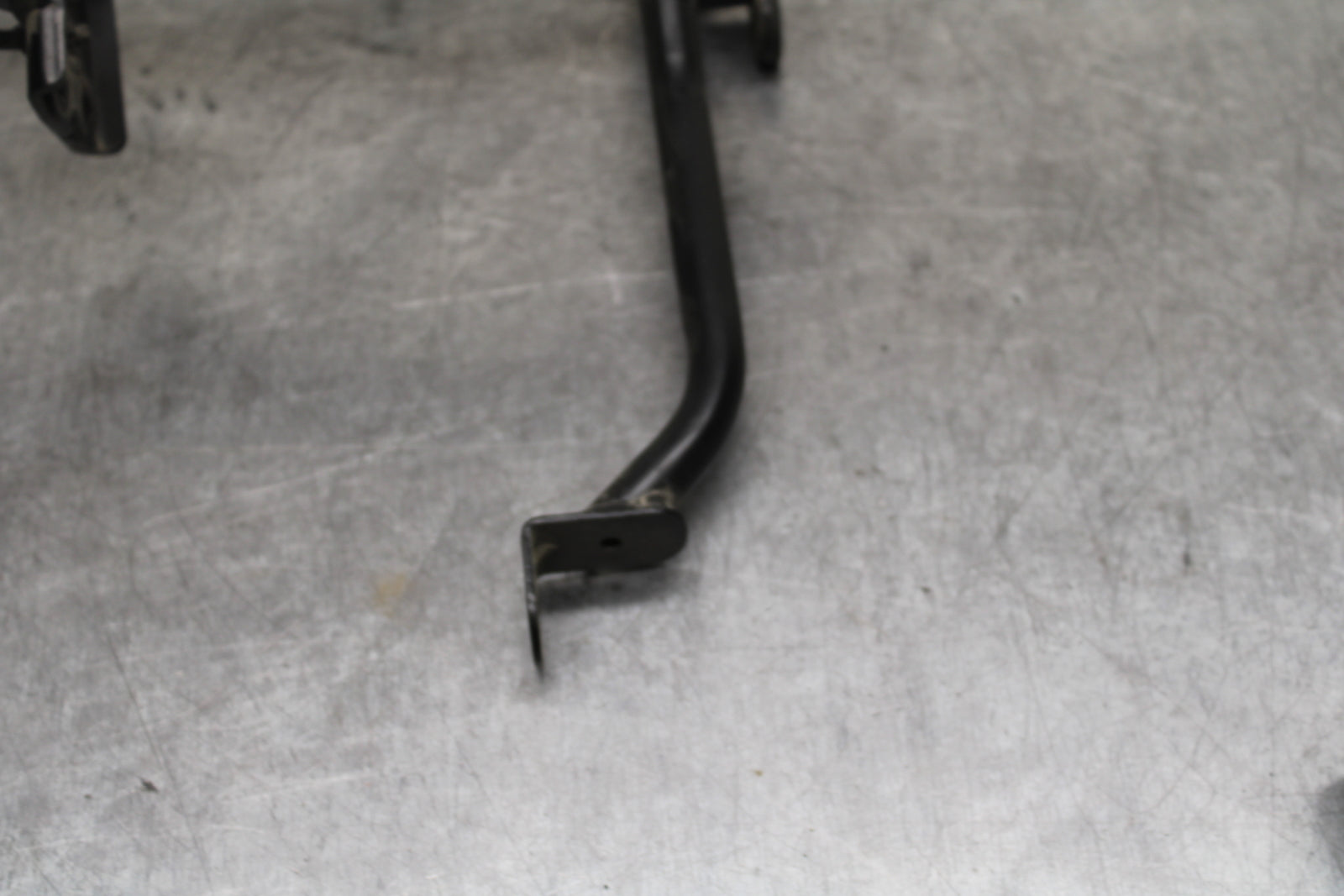 18-24 KAWASAKI NINJA 650 UPPER FAIRING MIRROR GAUGES STAY BRACKET BB725