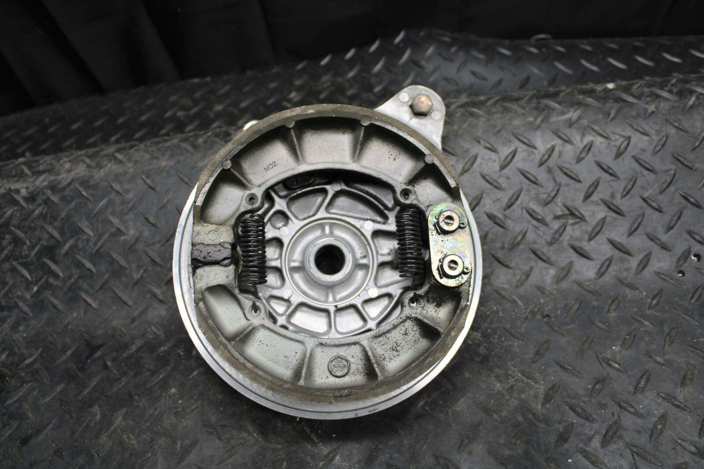 03-05 HONDA SHADOW CLASSIC 750 REAR BACK BRAKE HUB BB229
