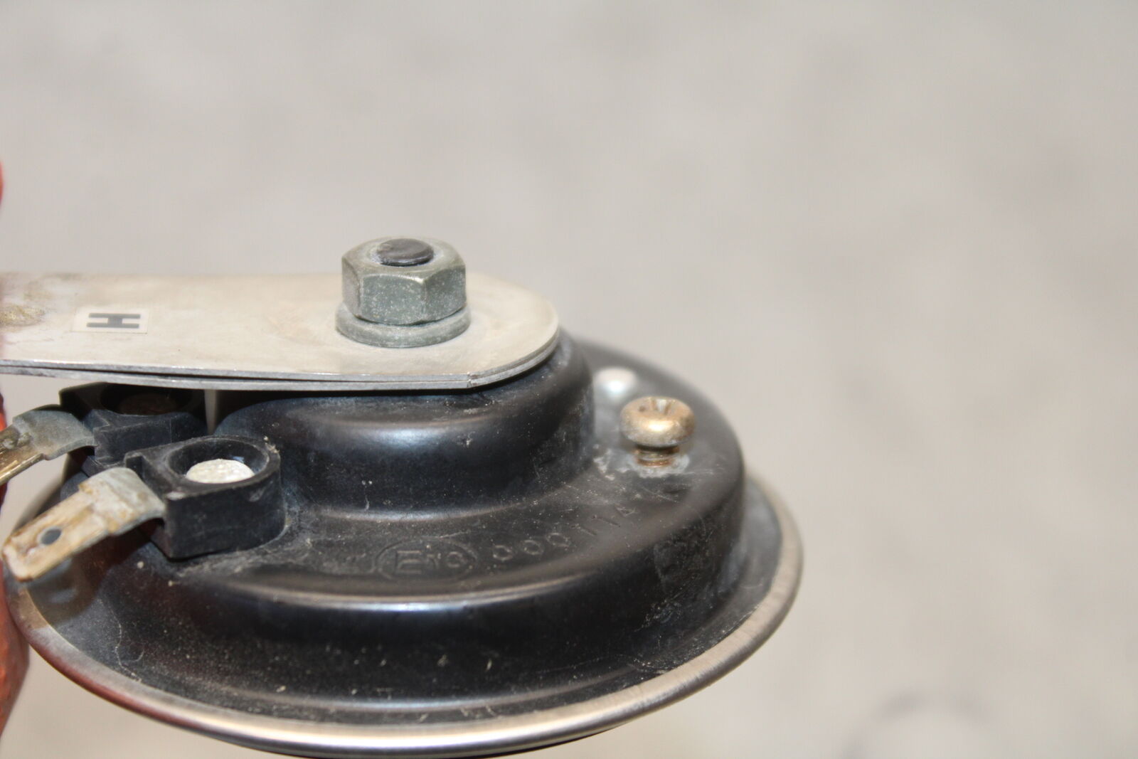 05-06 SUZUKI GSXR1000 HORN SIGNAL 38501-23E11 BB663