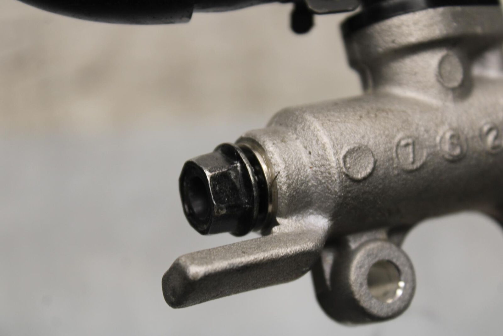 2008 Honda Interceptor 800 VFR800A ABS REAR BACK BRAKE MASTER CYLINDER  BB566