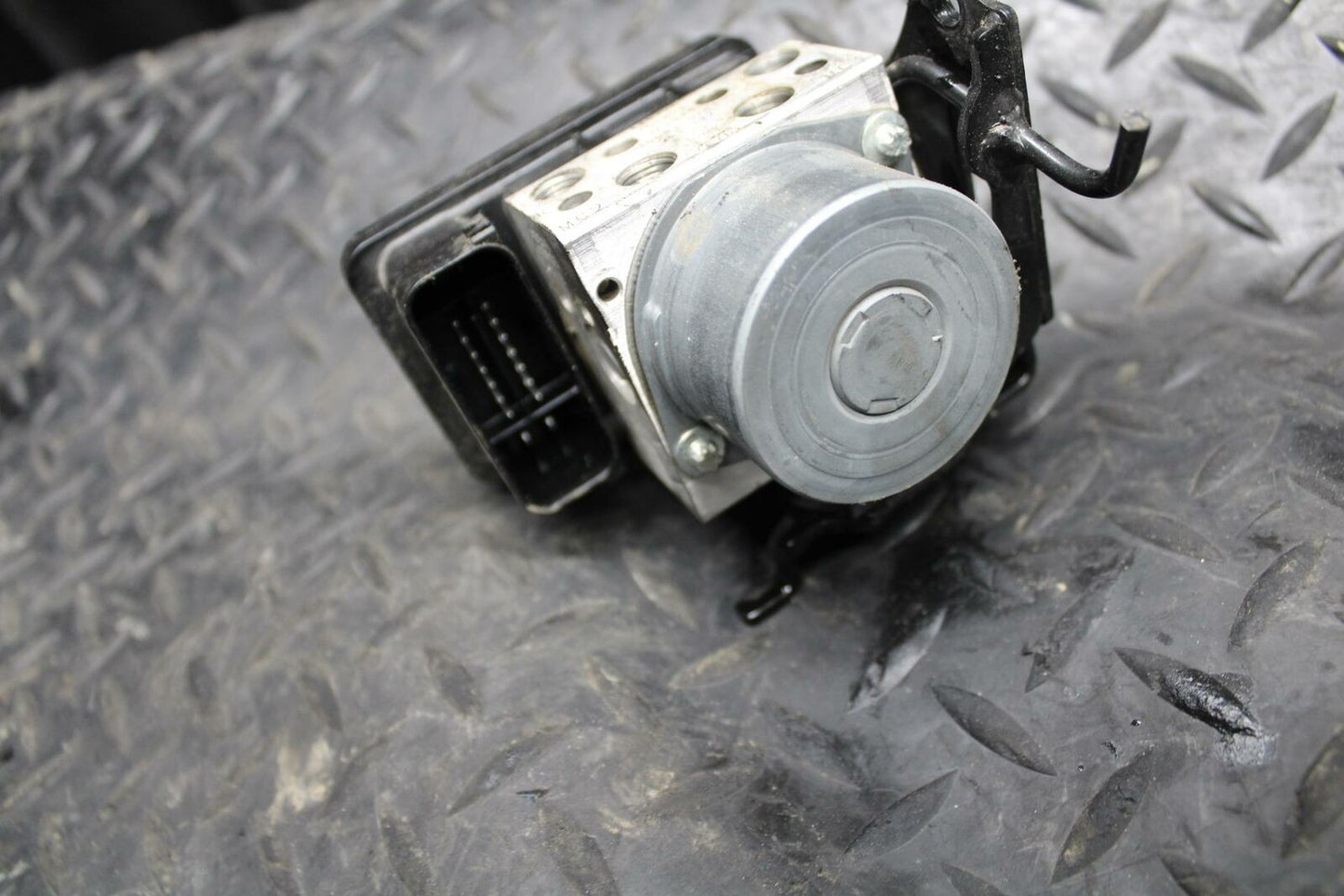 12-17 KAWASAKI NINJA 650 ABS PUMP UNIT MODULE BB211