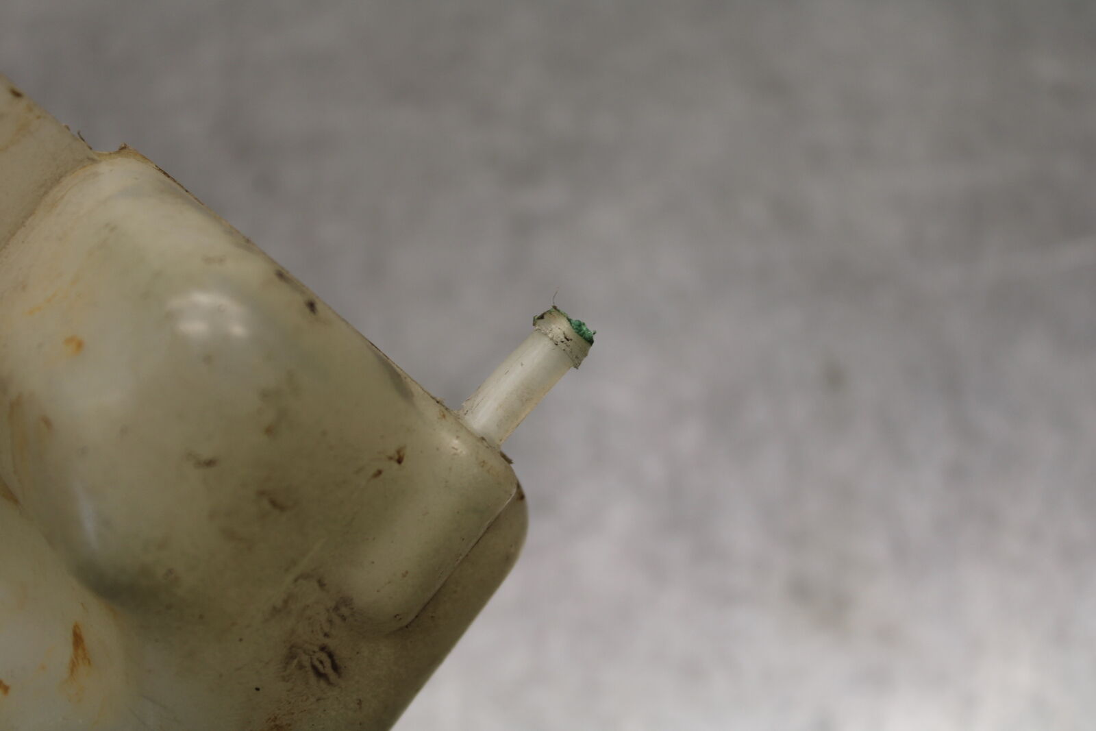 05-06 SUZUKI BOULEVARD M50 COOLANT WATER TANK RESERVOIR BOTTLE BB671