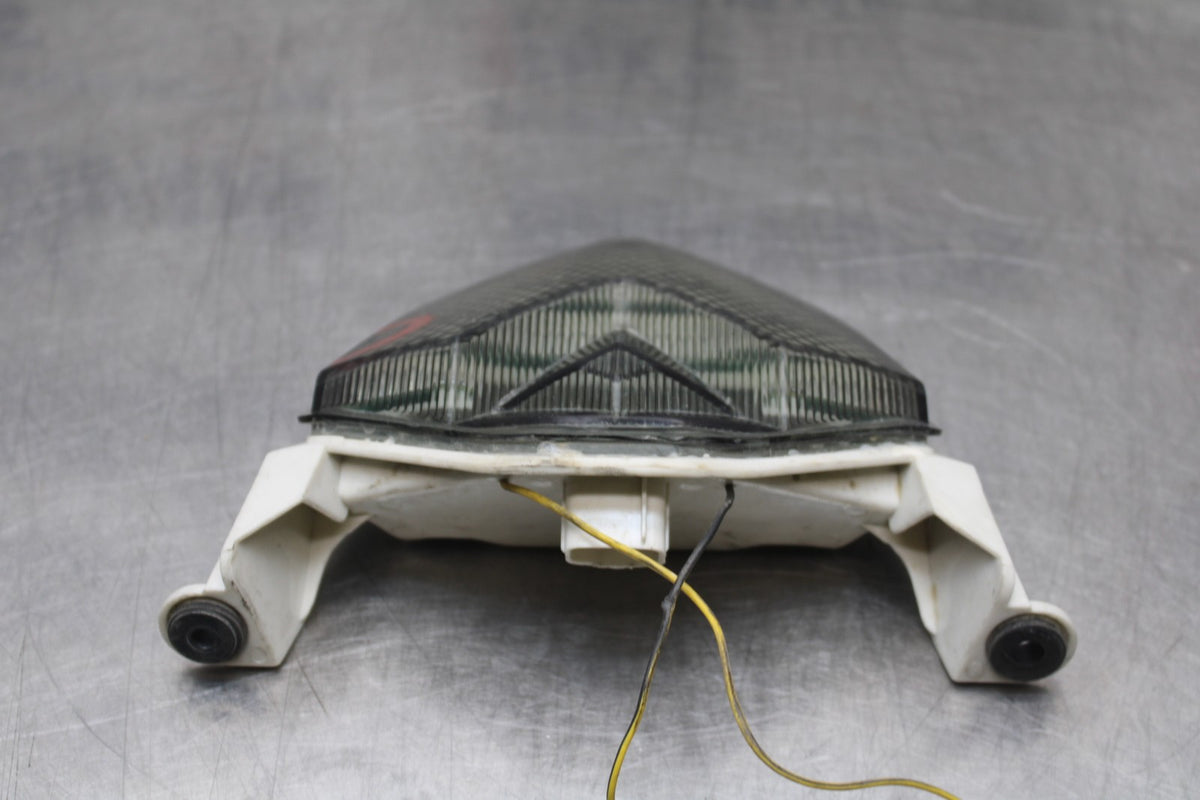 08 KAWASAKI NINJA ZX10R AFTERMARKET REAR TAIL TAILLIGHT BACK BRAKE LIGHT BB201