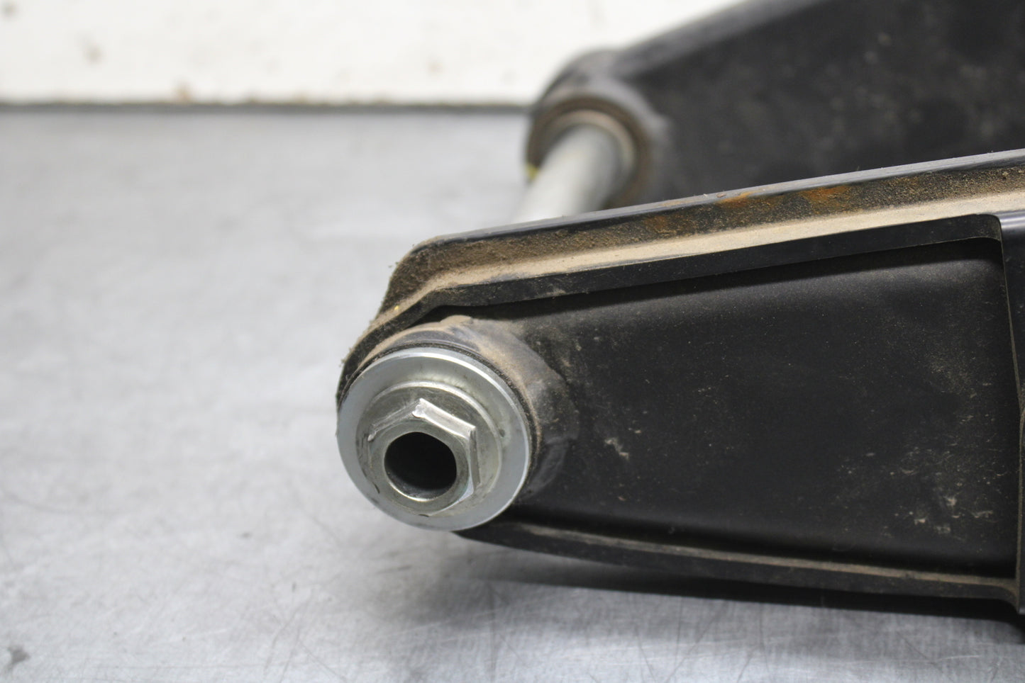 18-24 KAWASAKI NINJA 650 REAR SWINGARM BACK SUSPENSION SWING ARM BB725