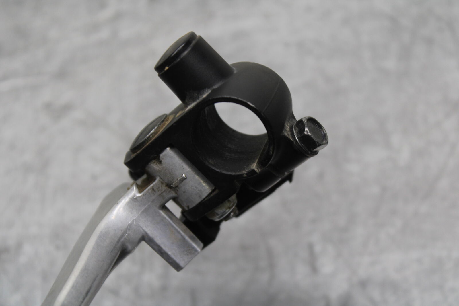 19-24 YAMAHA R3 CLUTCH PERCH MOUNT WITH LEVER  BB736