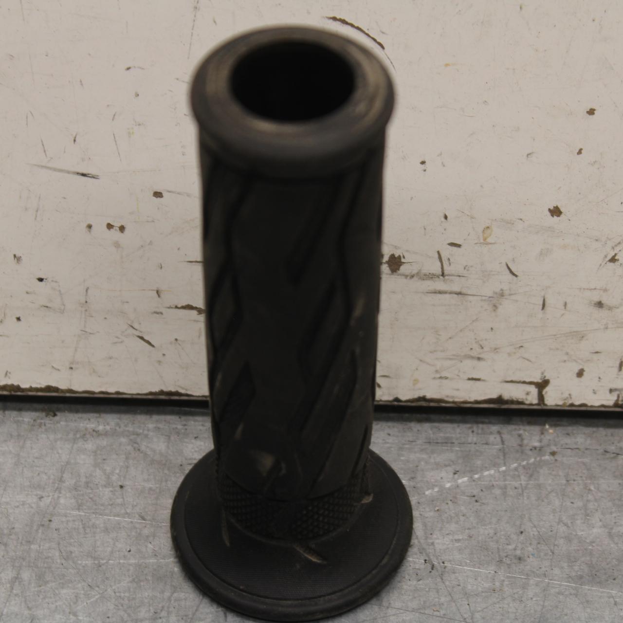 09-16 SUZUKI GSXR1000 HANDLE BAR GRIP BB642