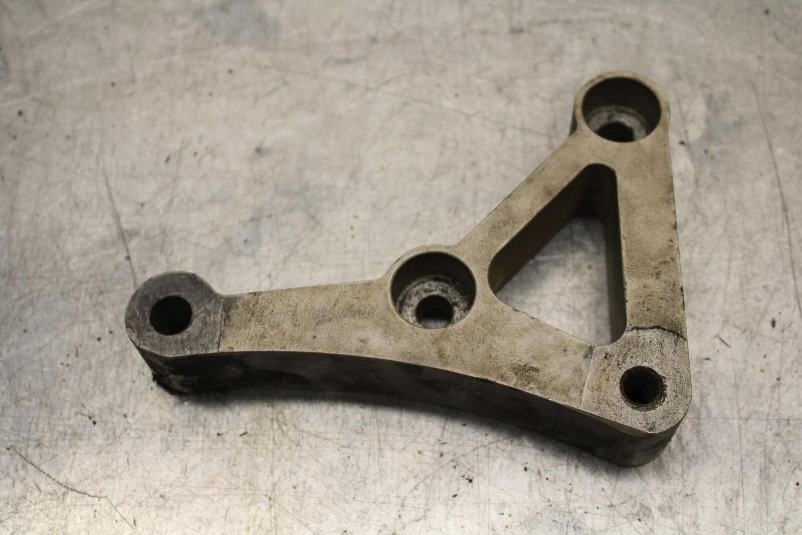 2007 Yamaha YZF R6S REAR DOGBONE SHOCK LINKAGE LINK BB594