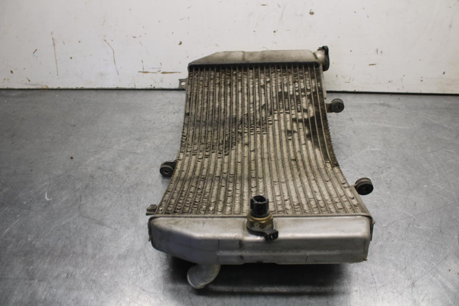 01-03 SUZUKI GSXR600 ENGINE RADIATOR MOTOR COOLING RADIATER 17710-35F10 BB633