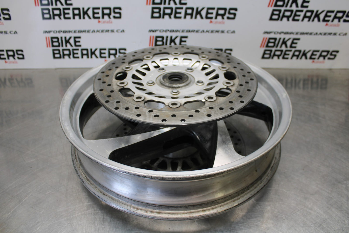 05 TRIUMPH ROCKET III FRONT WHEEL FRONT RIM & ROTORS BB186