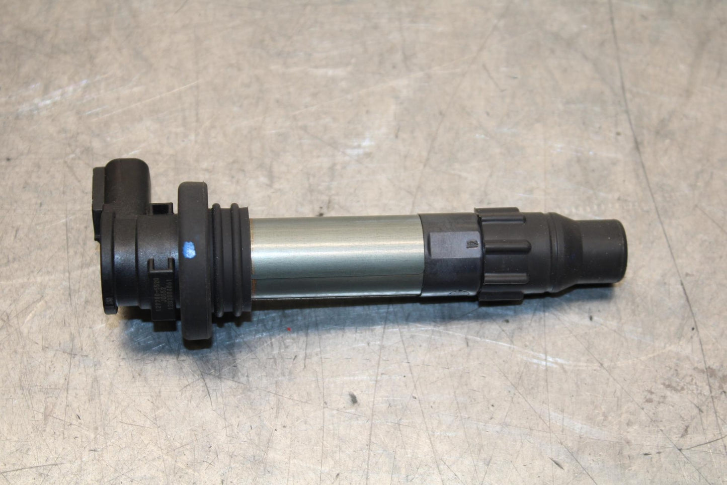 19-22 KAWASAKI Z400 IGNITION COILS COIL SPARK PLUG CAPS BB70