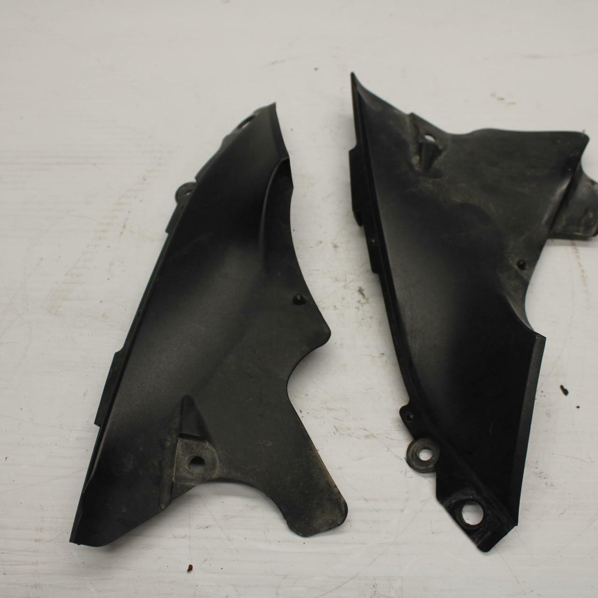 06 YAMAHA YZF R1 RIGHT LEFT FRONT DUCT COVERS PANELS COWLS BB282