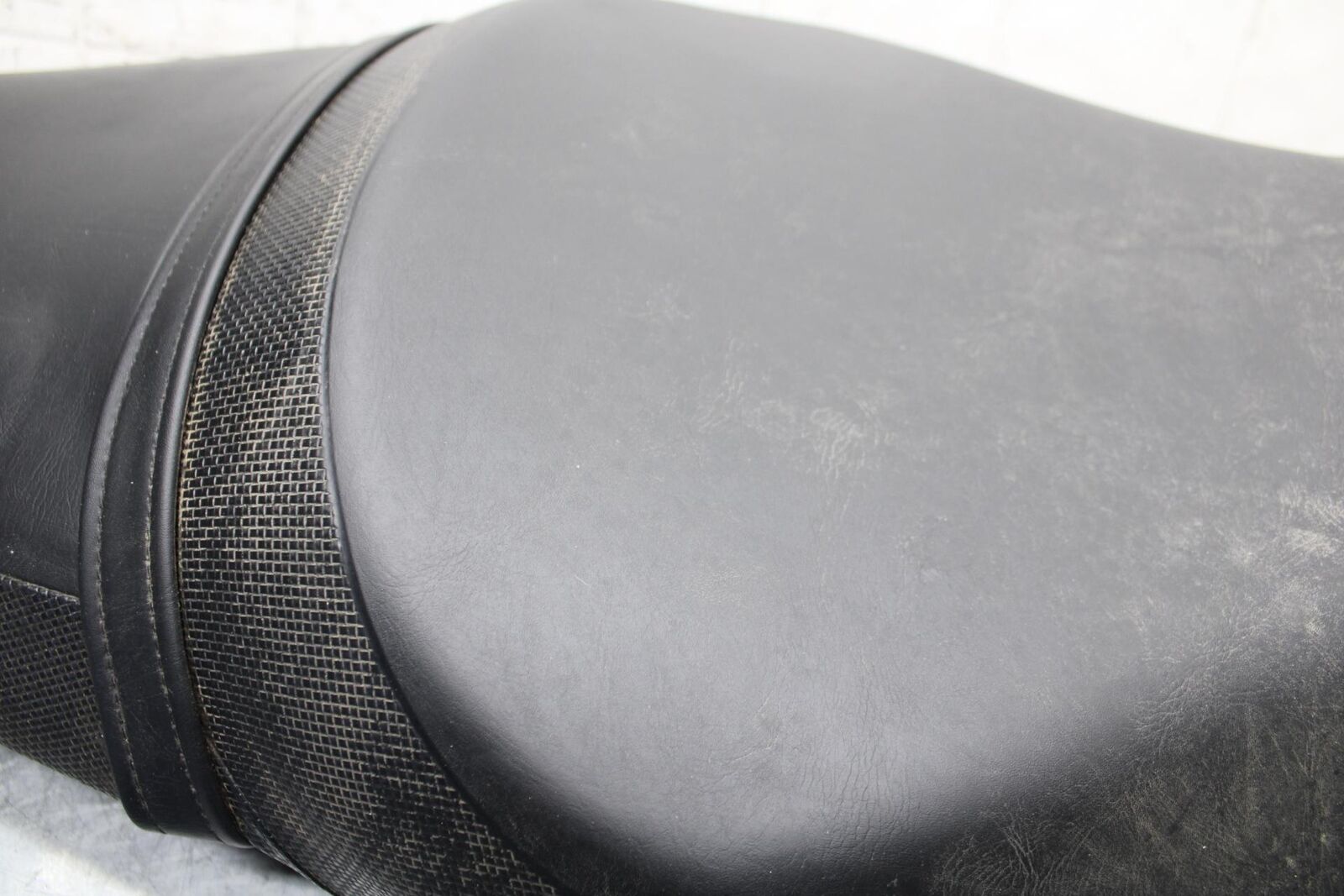 2012 Kawasaki Ninja ZX14R ZX1400E FRONT DRIVERS SEAT PAD SADDLE PILLION BB60