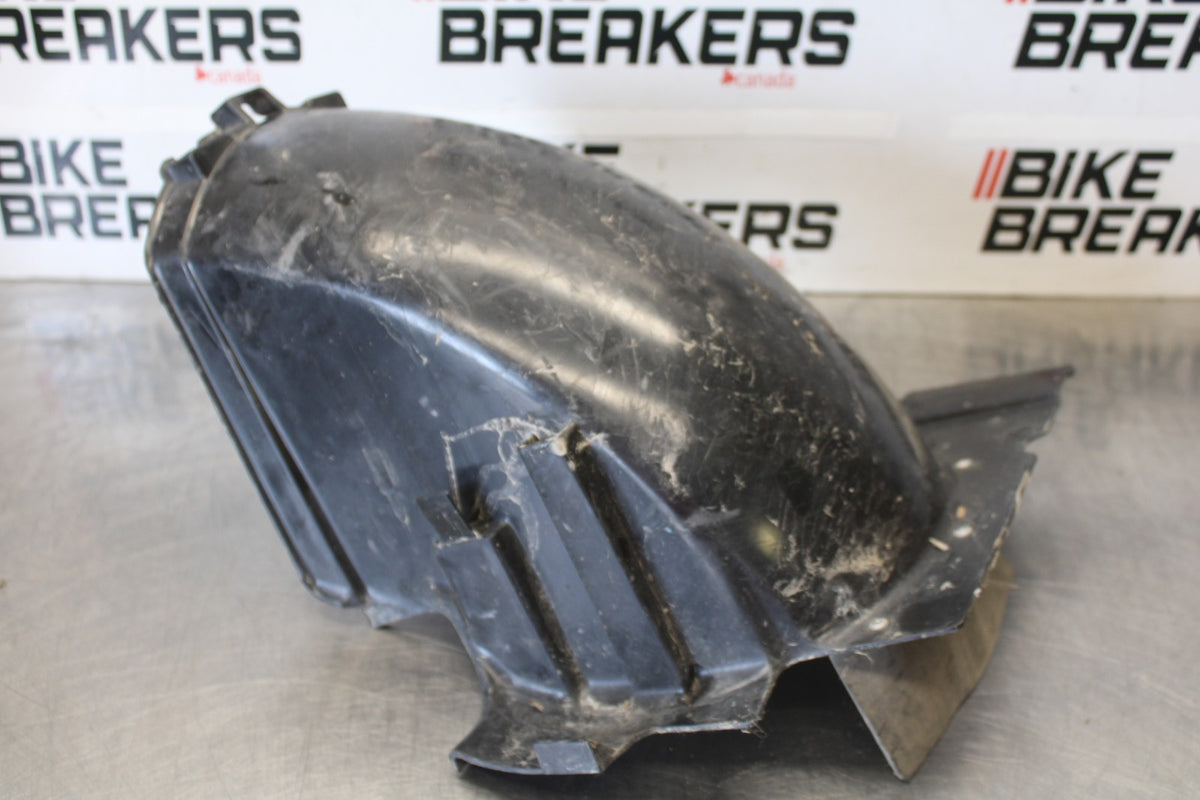 88-00 HONDA GOLDWING 1500 REAR BACK WHEEL FENDER MUD GUARD BB883