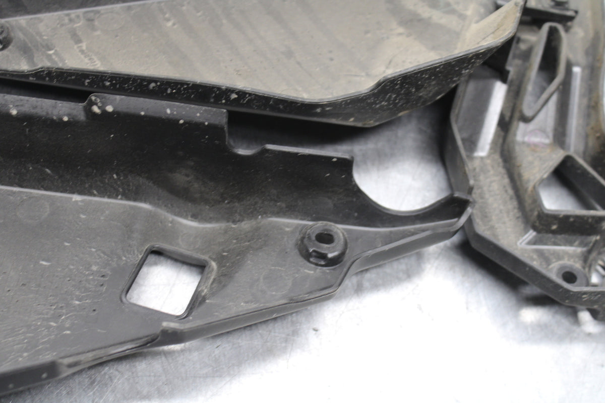 18-24 KAWASAKI NINJA 650 RIGHT LEFT FRAME SIDE COVERS COWLS PANELS TRIM BB725 