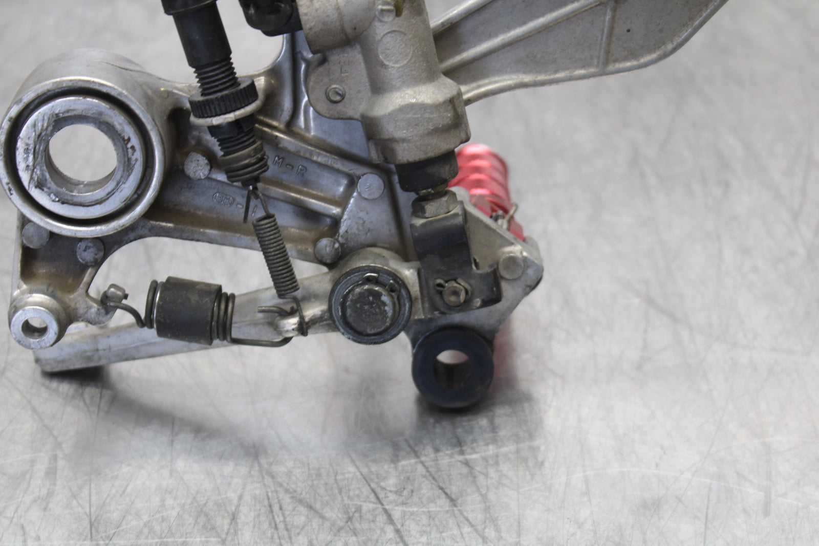 98-05 HONDA SUPER HAWK 1000 VTR1000F RIGHT REARSET REAR SET FOOT PEG REST BB152