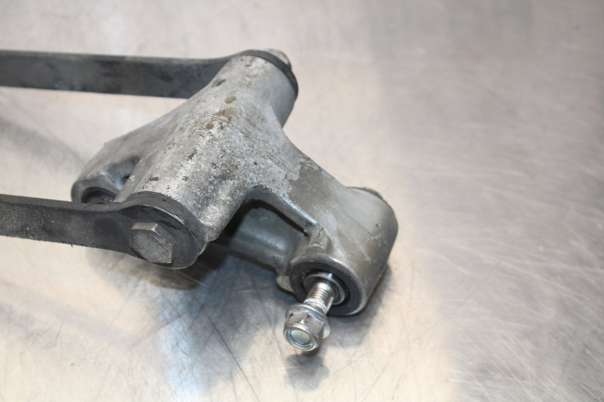 07 KAWASAKI Z1000 REAR DOGBONE SHOCK LINKAGE LINK BB148