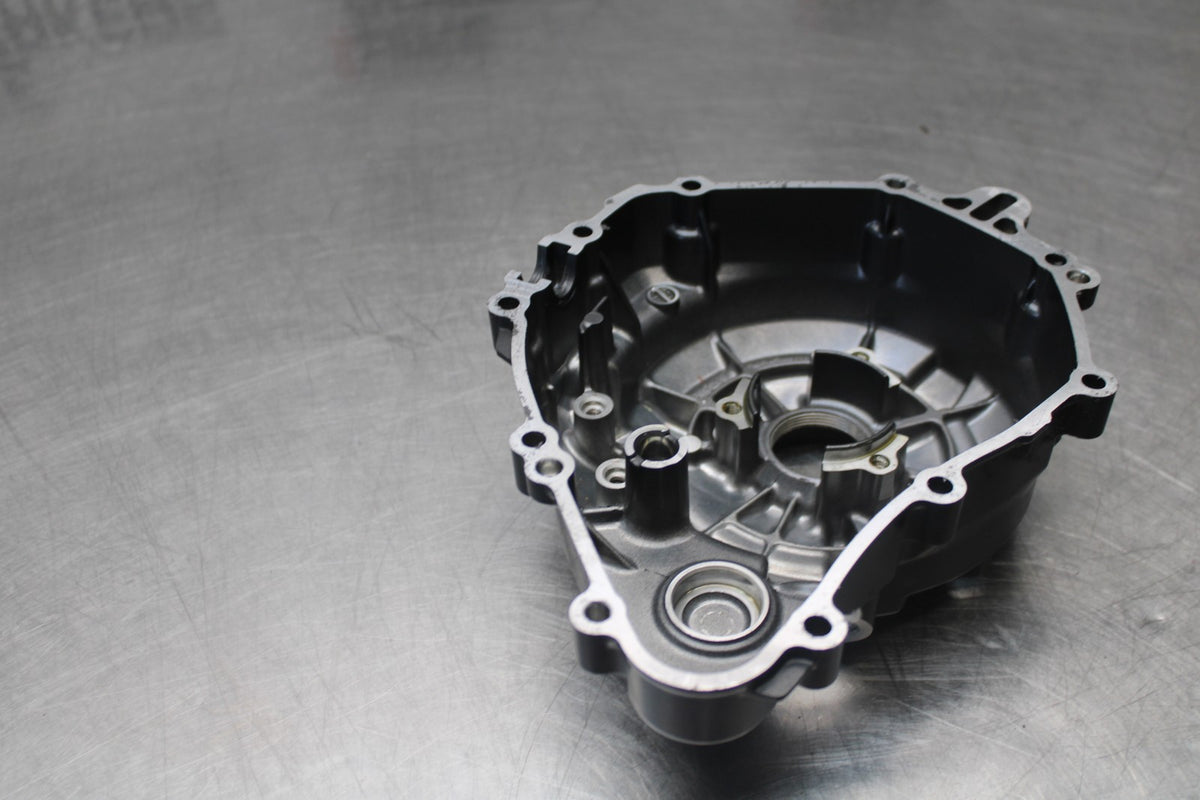 22-25 YAMAHA YZF R7 STATOR MAGNETO ALTERNATOR GENERATOR COVER BB176