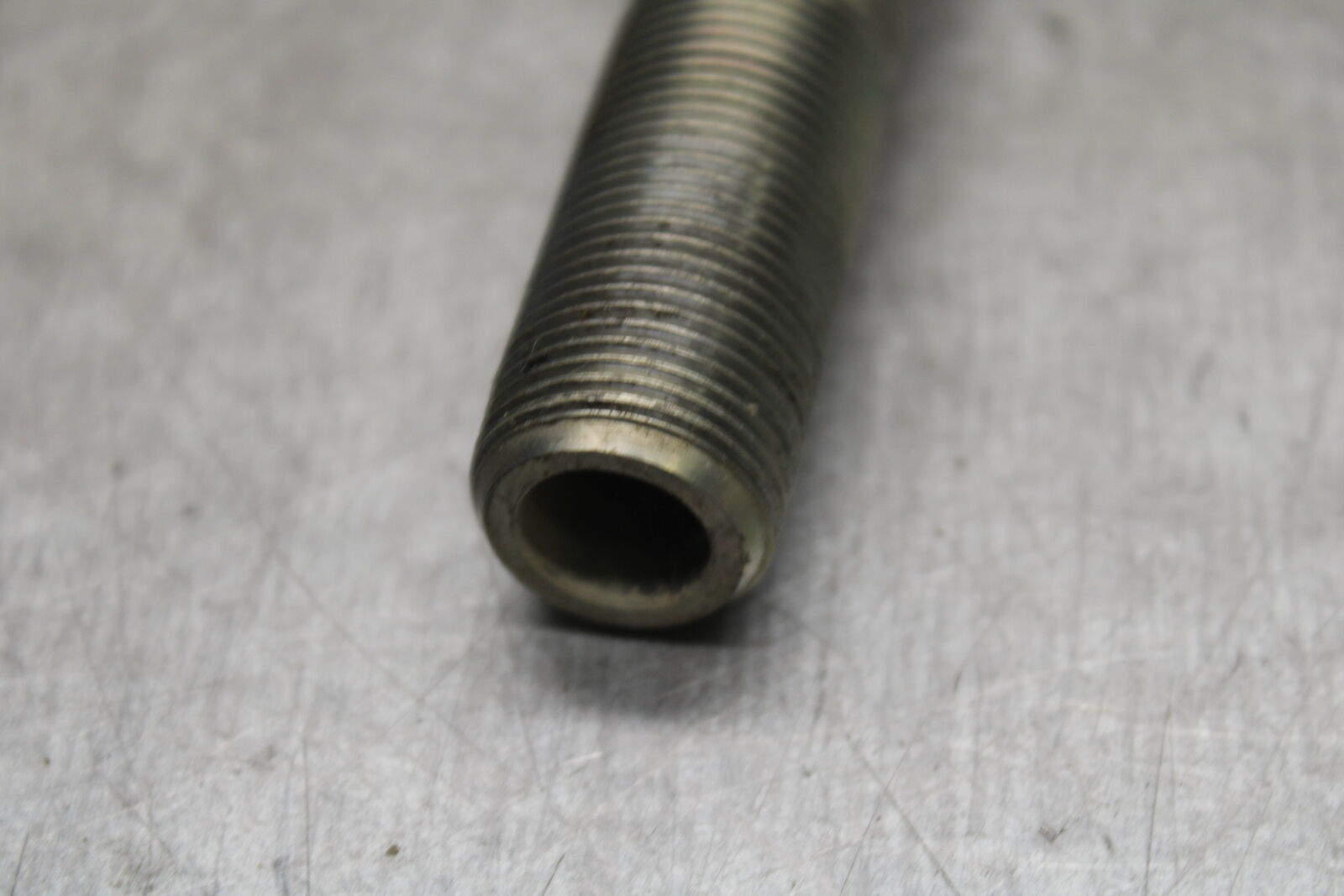 18-24 KAWASAKI NINJA 650 FRONT WHEEL RIM AXLE PIVOT BOLT BB725