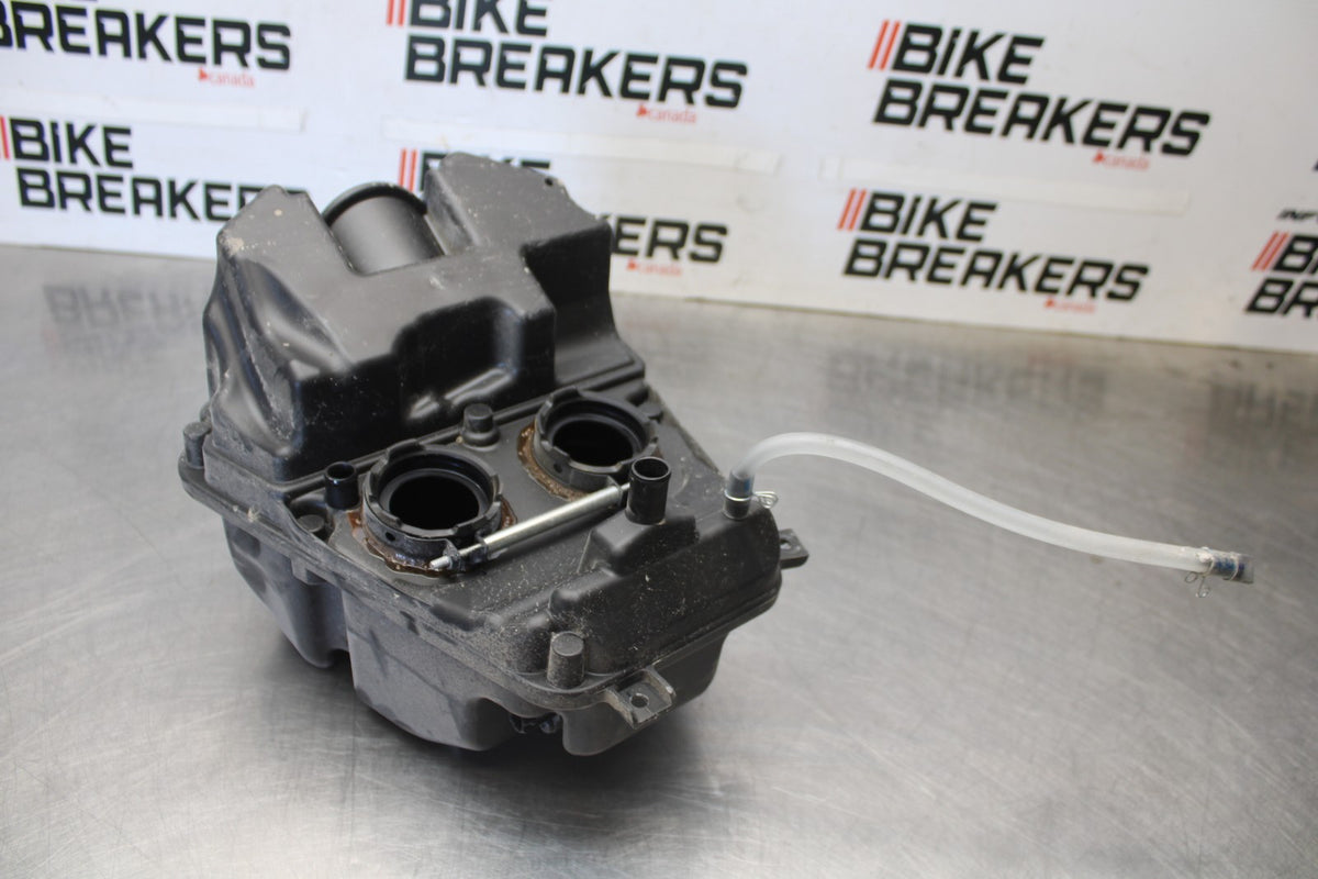 23 KAWASAKI NINJA 650 EX650 AIRBOX AIR INTAKE FILTER BOX BB920