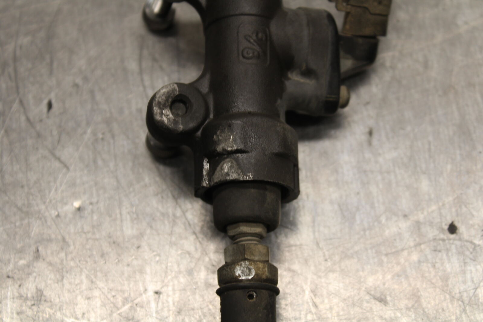 05-06 HONDA CBR600RR REAR BACK BRAKE MASTER CYLINDER W RESERVOIR BB739