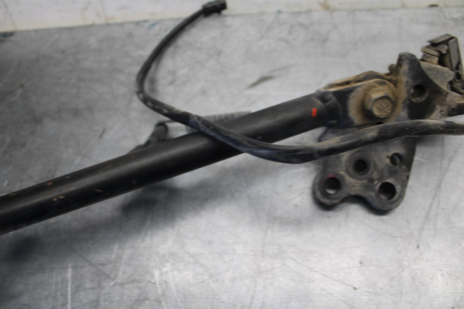 18 KAWASAKI Z 400 KICKSTAND SIDE KICK STAND BB469