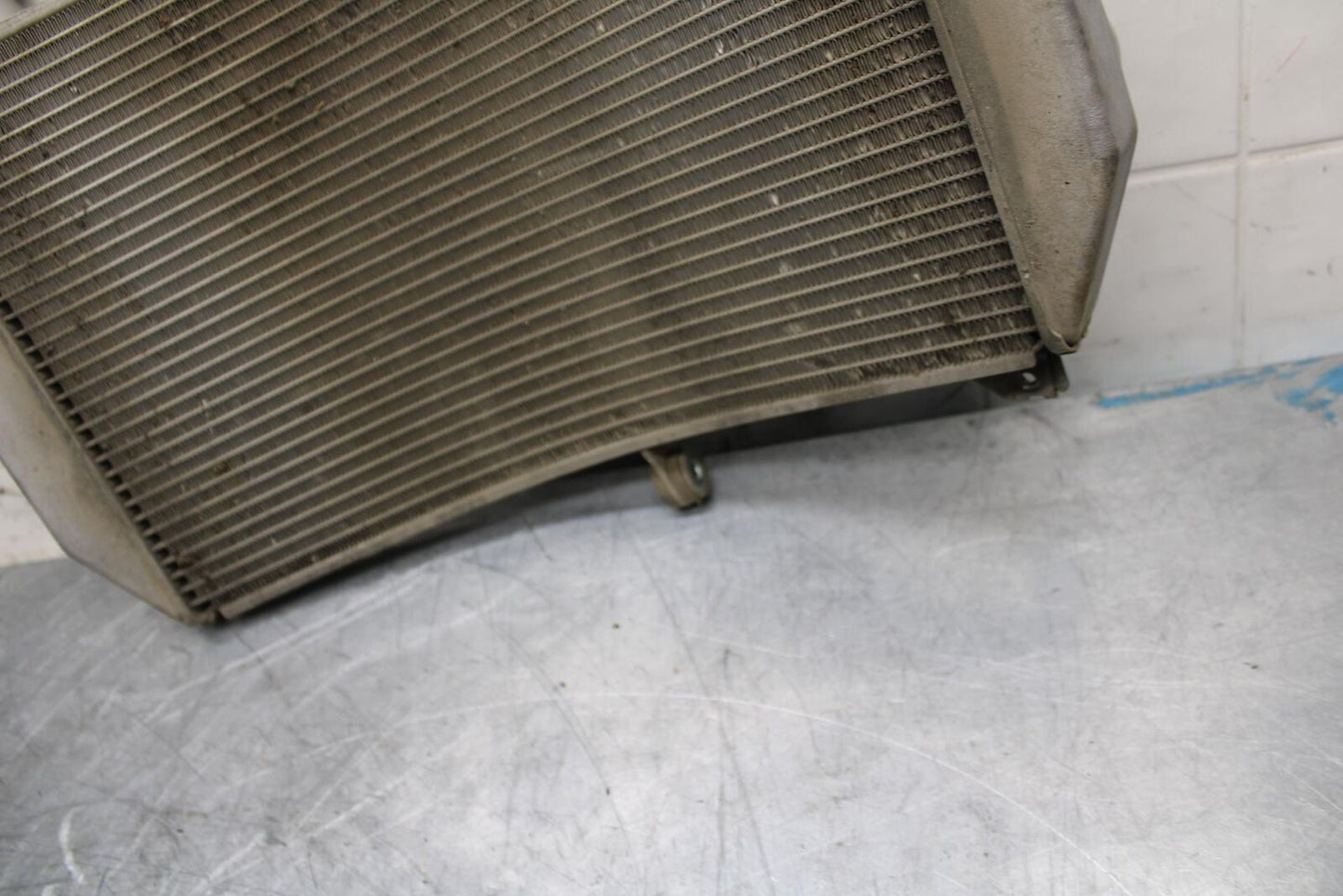 18 YAMAHA YZF R1  ENGINE RADIATOR MOTOR COOLER COOLING RADIATER BB473