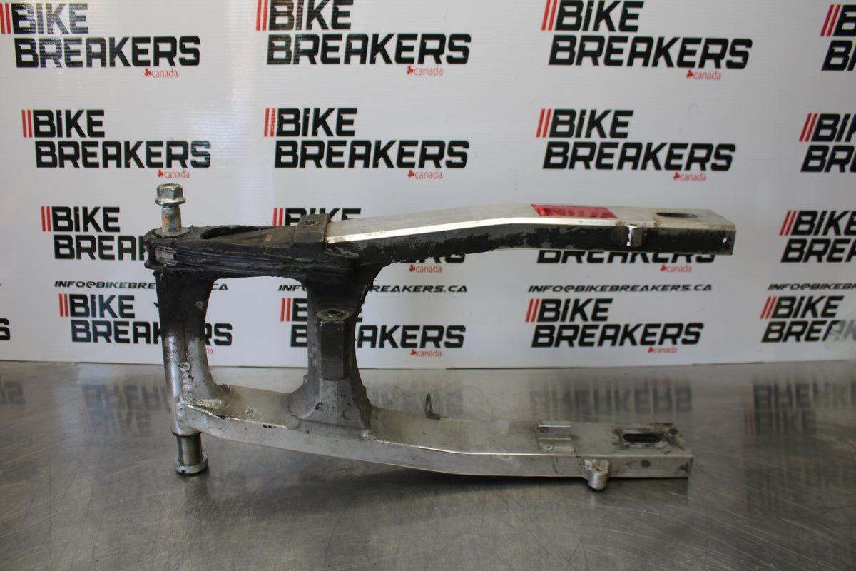03 SUZUKI SV650S REAR SWINGARM BACK SUSPENSION SWING ARM BB167