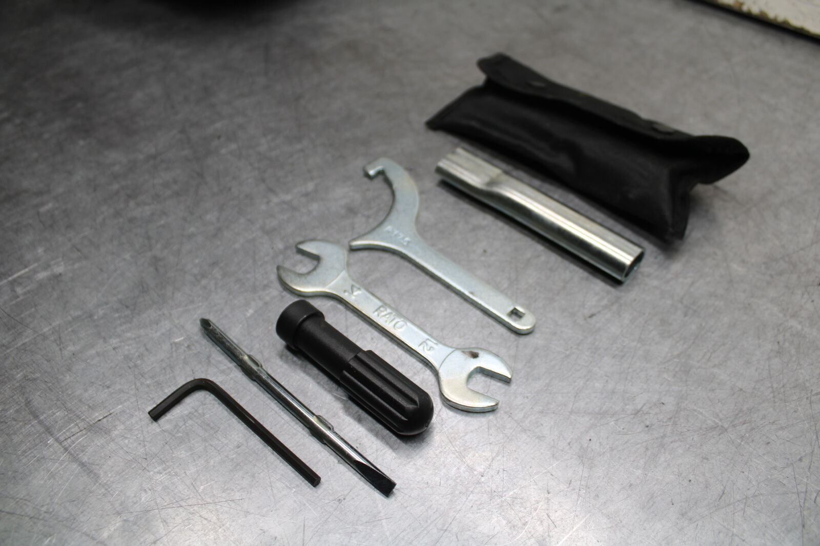 18-24 KAWASAKI NINJA 650 STOCK TOOLS OEM TOOL BAG KIT SET BB725