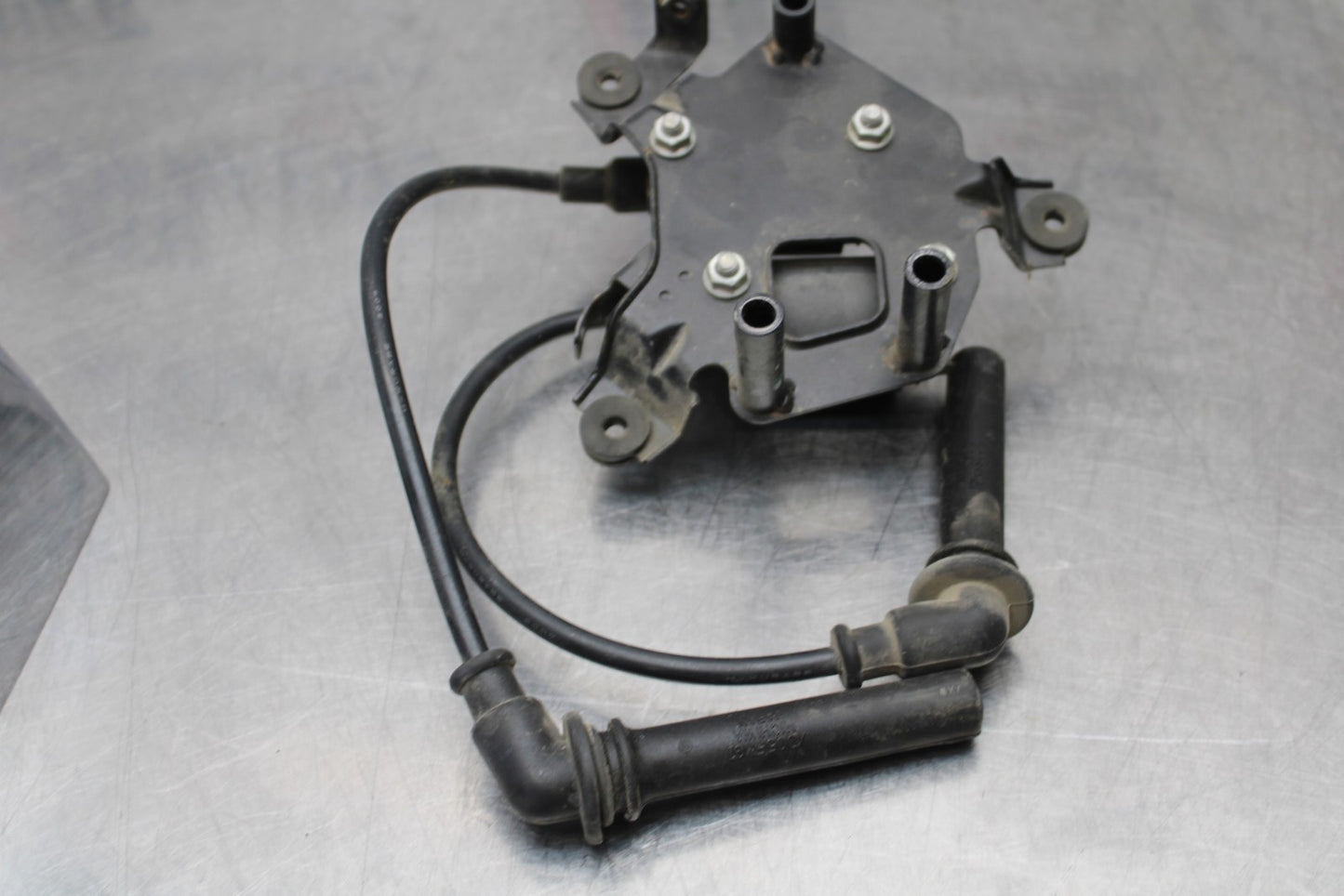 08 KAWASAKI VULCAN 900 IGNITION COILS & COVER BB184