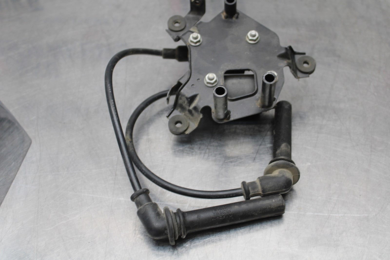 08 KAWASAKI VULCAN 900 IGNITION COILS & COVER BB184