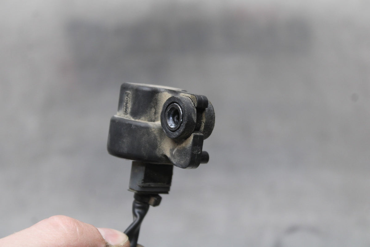 19 MOTO GUZZI V7 III TIP OVER BANK ANGLE CRASH SENSOR SWITCH  BB831