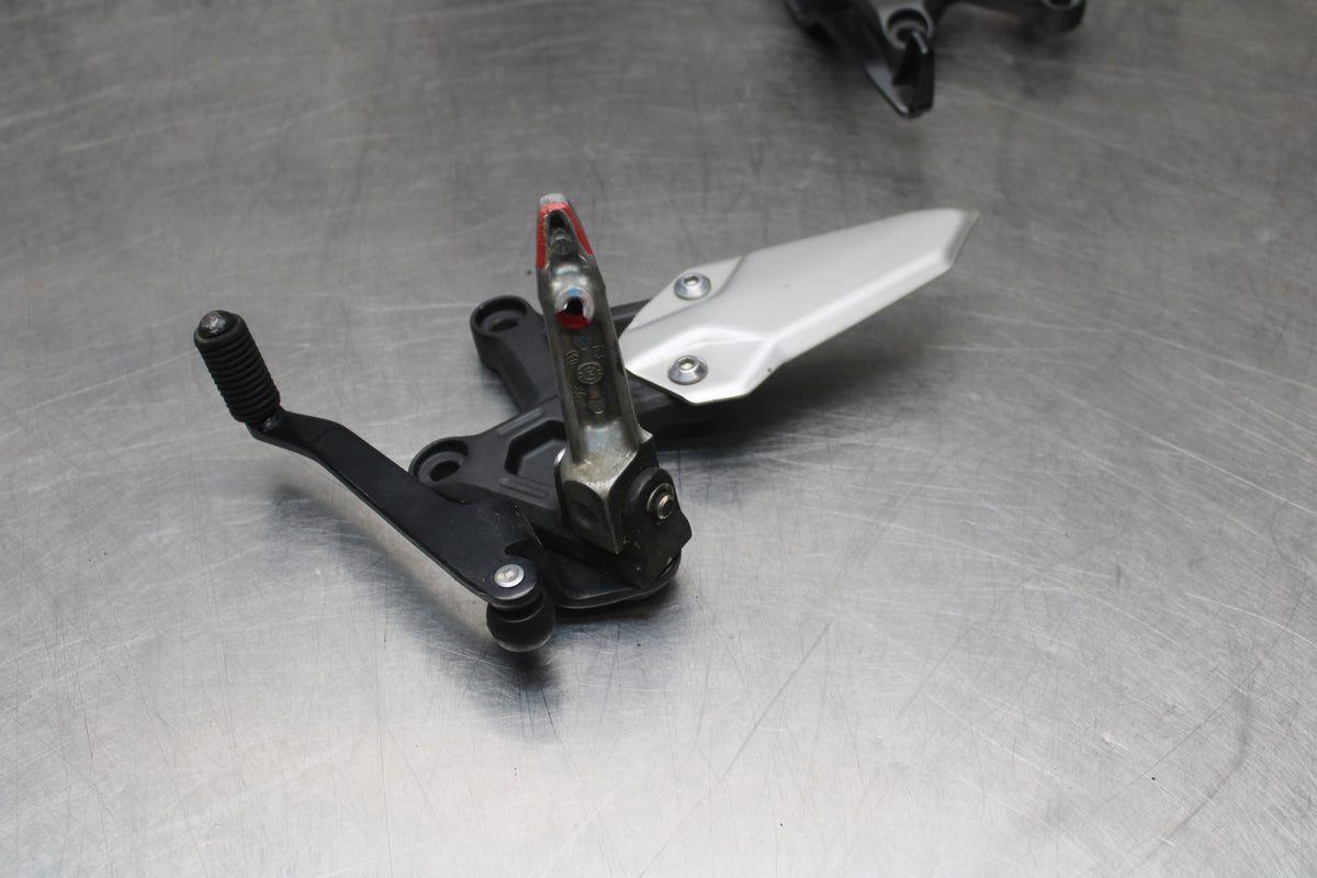 23-24 KAWASAKI ZX4R ZX 4RR ZX 4 RR ZX4 RR RIGHT LEFT REARSETS REAR SET BB827